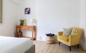 Beautiful 2 Bedrooms Apartment In Knightsbridge
